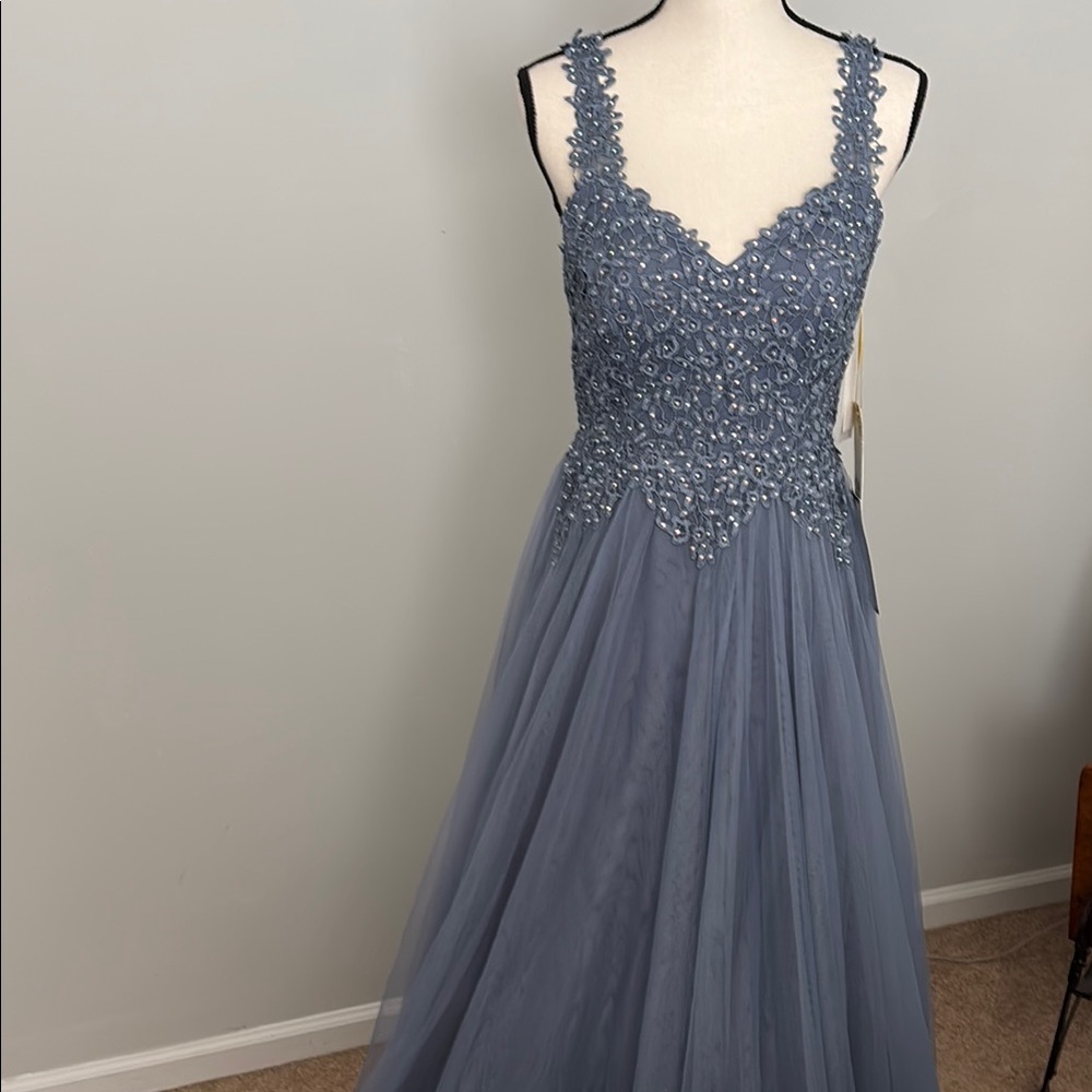 Elegant Blue Evening Gown